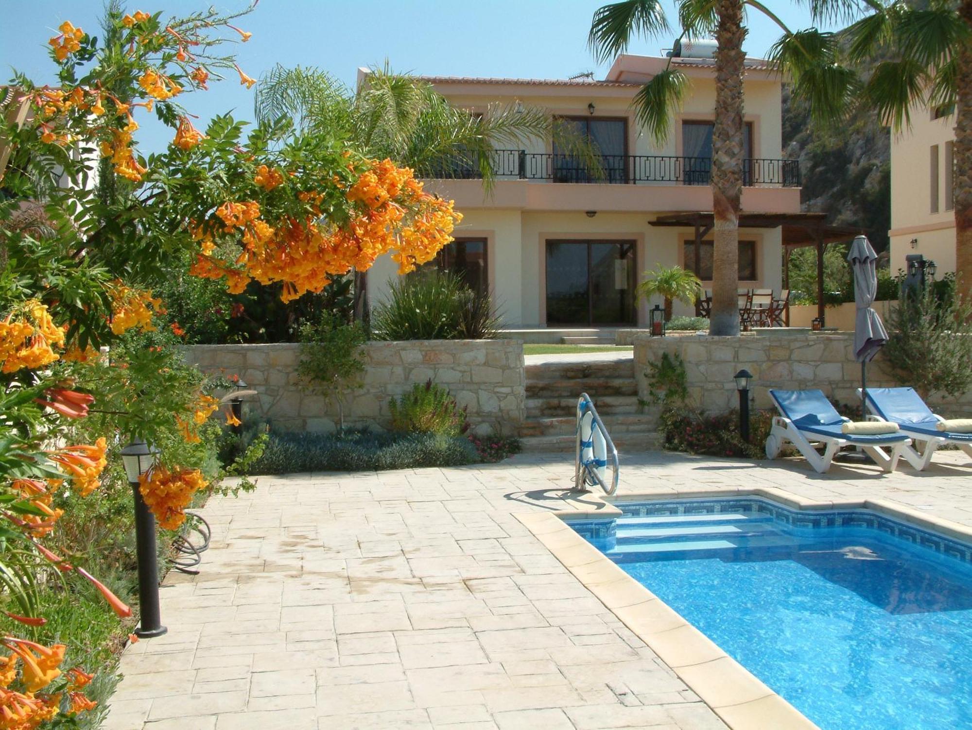 Holidays Villas ピッソウリ エクステリア 写真