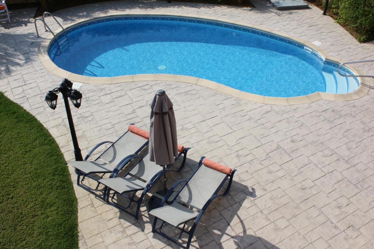Holidays Villas ピッソウリ エクステリア 写真